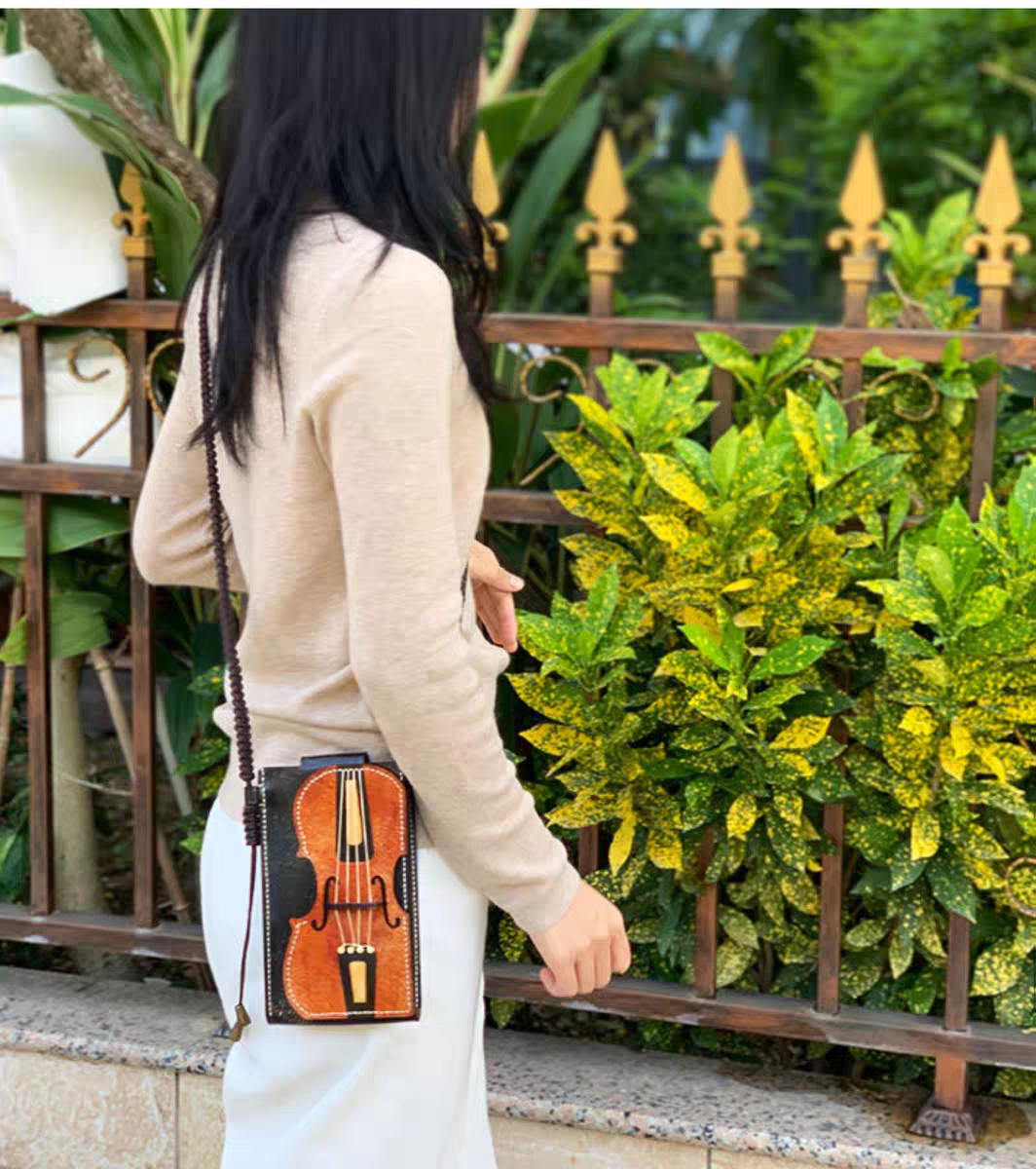 Staccato Pouch